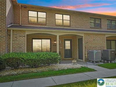 Property at 2672 Rolling Green Pl, Macungie, PA
