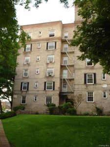 55-23 31 Avenue #J3