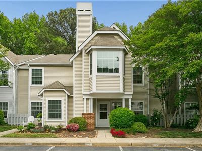 103 Stratford Dr APT B