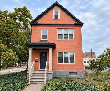 45 University Ave