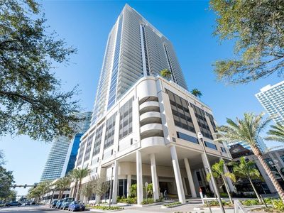 275 1ST AVENUE SOUTH #2208