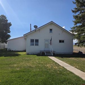 1022 W County Rd 6 N