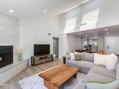 4144 N 21st St APT 10