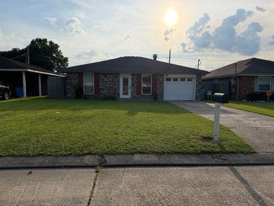 Property at 157 Dianne Dr, Saint Rose, LA