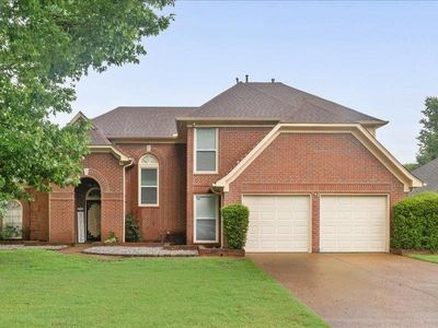 1952 Westbriar Dr
