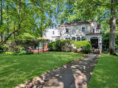 23 Burbury Lane