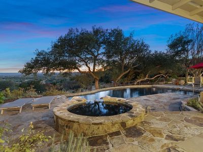 193 W Ledge Stone Dr