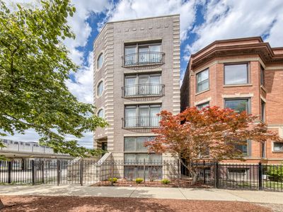 932 W Barry Ave APT 1