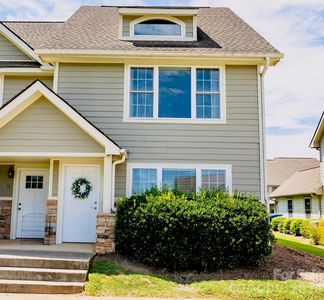 14 Rotunda Cir
