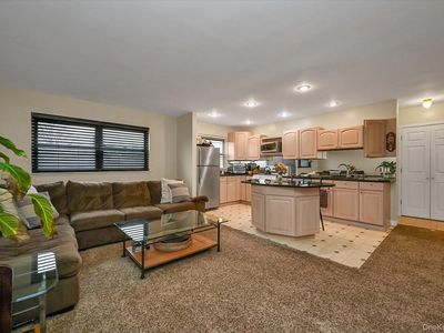 25 Elizabeth Street #2F