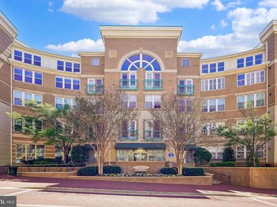 12001 Market St APT 124