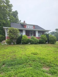 72 W Main St