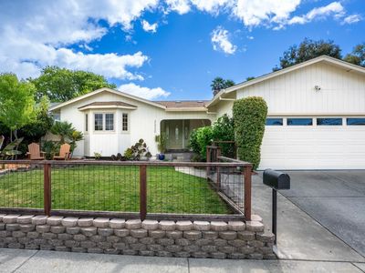 2220 Juan Pablo Ln