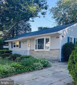 Property at 14 Colwick Dr, Somers Point, NJ
