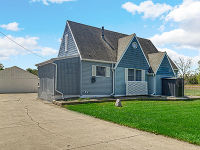 324 W Johnson Rd