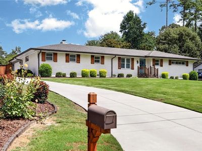47 Rhodes Dr