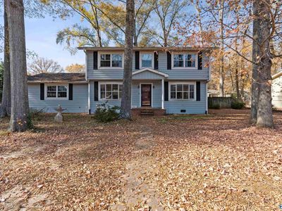 801 Mira Vista Dr SE