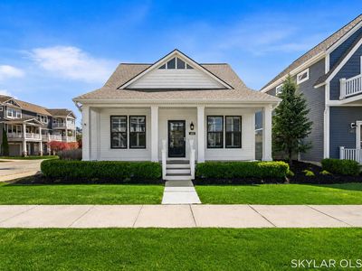 400 W Staples Dr