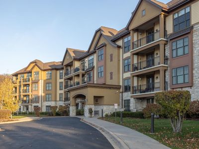 1320 Riverside Ln APT 200