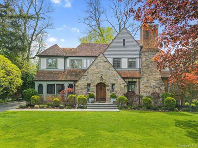 10 Locust Ridge Road