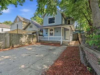 3428 Smart Ave
