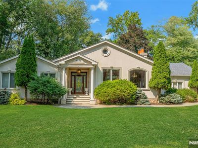 45 Pleasant Ave