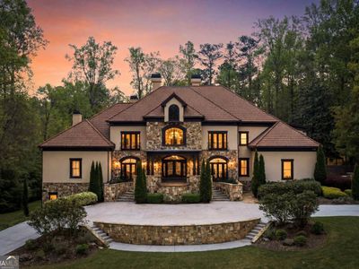 820 Heards Ferry Rd NW