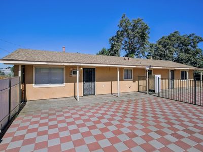 717 Erickson Ave