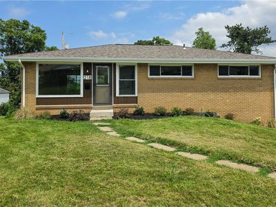 218 Garden City Dr