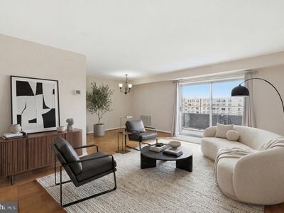 1931 N Cleveland St APT 606