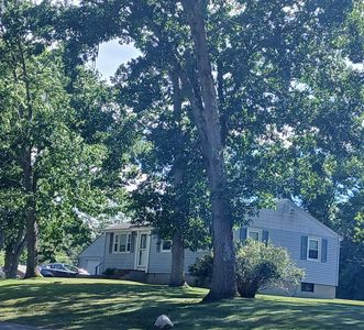 33 GENERAL PULASKI DRIVE