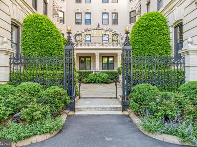 2205 California St NW APT 303