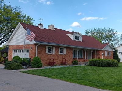 605 E Arkansas Ave