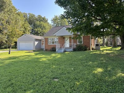 1807 Saxony Dr