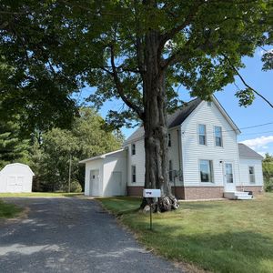 456 Maple St