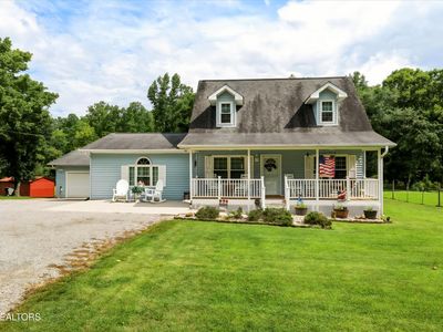 2042 Dutch Valley Rd