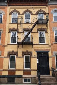 417 Menahan St
