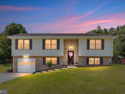 Property at 1475 Markham St, Front Royal, VA