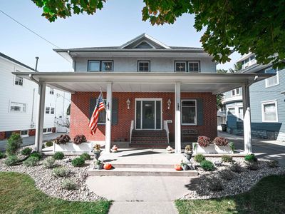 915 N Saint Joseph Ave