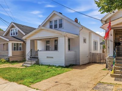 120 E End Ave