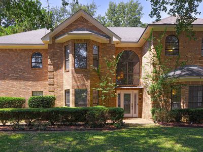 6313 Cedarwood Dr