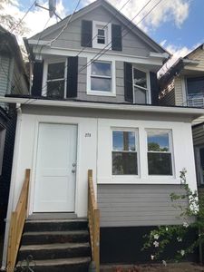 273 S 18Th St