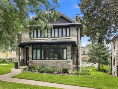 1033 Melrose Ter