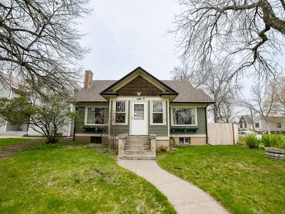1300 6th Ave N