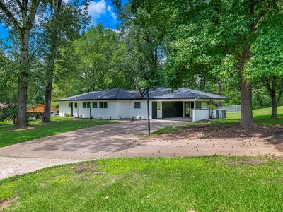 18 Lake Forest Hls