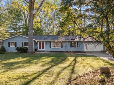 1108 Riverside Ct