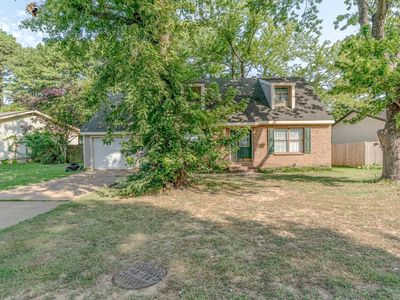 2010 Cenwood Dr