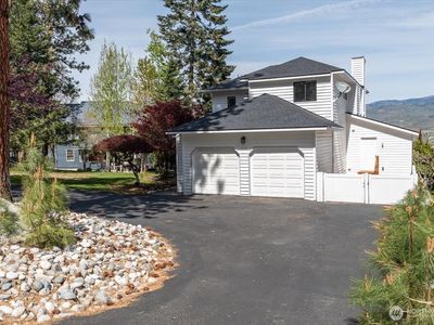 4124 Lakeview Place