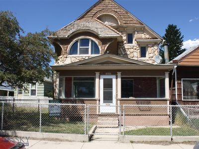 608 E Commercial Ave