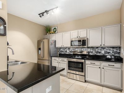 11260 N 92nd St APT 1102